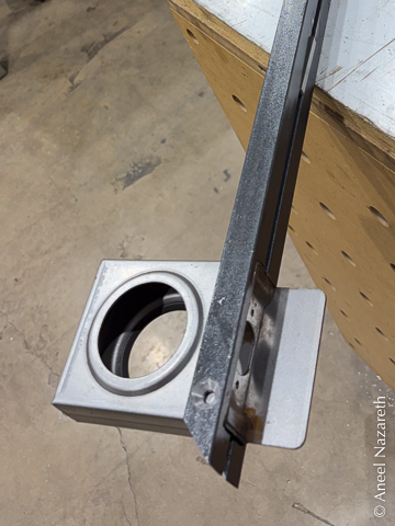 A cutout has been made in two bars to allow a weld-in lockbox to fit
